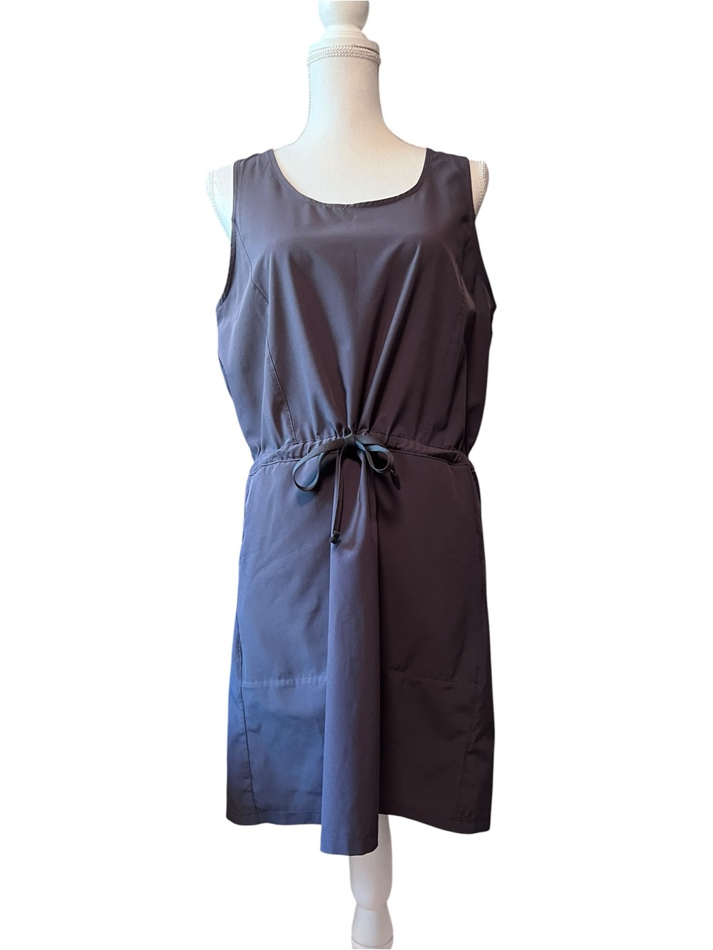 Patagonia Sleeveless Drawstring Midi Lightweight Dress in Charcoal Size Medium